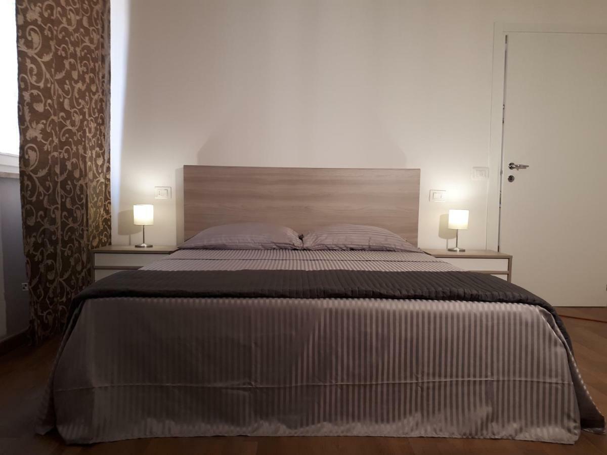La Campanella Lejlighed Modena Værelse billede